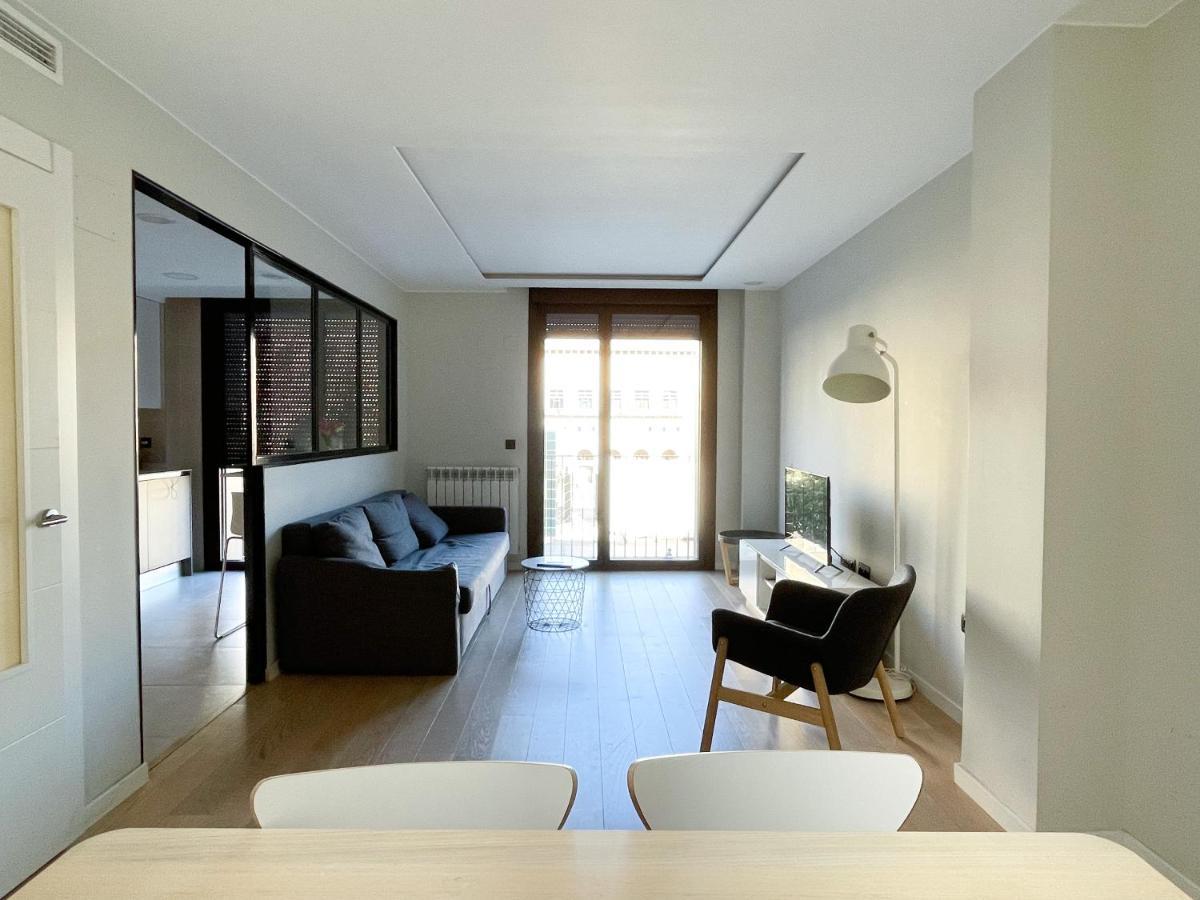 Az El Balcon A La Basilica Apartman Zaragoza Kültér fotó