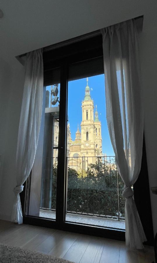 Az El Balcon A La Basilica Apartman Zaragoza Kültér fotó