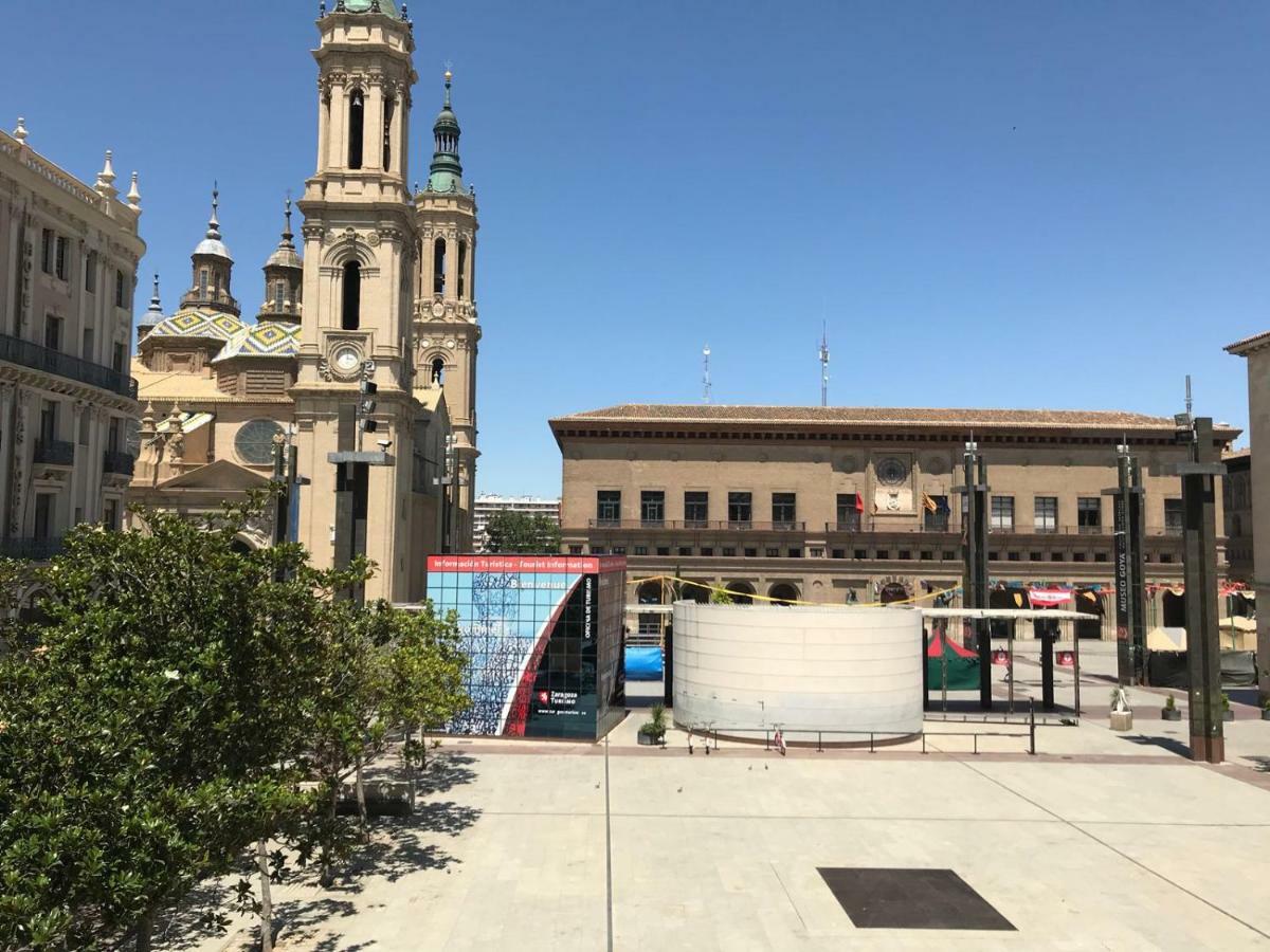 Az El Balcon A La Basilica Apartman Zaragoza Kültér fotó
